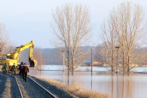 Καταστροφή και αγωνία στον Έβρο λόγω υπερχείλισης του ποταμού