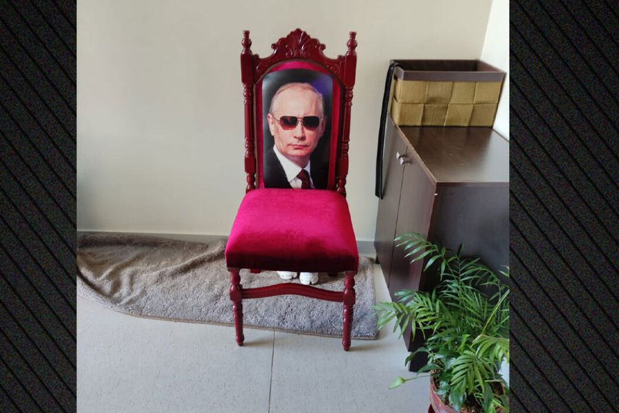 «Είμαστε δύο αυτοδημιούργητοι επιχειρηματίες με αγώνα ζωής»: Τι είπαν στις απολογίες τους Πρόεδρος και Πούτιν για τα λαθραία τσιγάρα