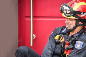 Αντιδράσεις για τους πυροσβέστες που φεύγουν