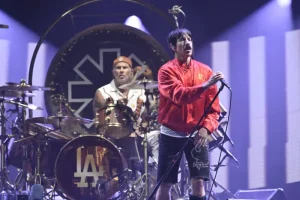 Ντοκιμαντέρ για τα πρώτα χρόνια των Red Hot Chili Peppers έρχεται στο Netflix