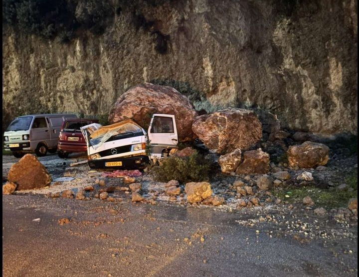 Mε σφοδρότητα έπληξε τη Δυτική Ελλάδα το νέο κύμα κακοκαιρίας
