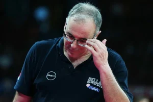 Βαρύ πένθος στο ελληνικό μπάσκετ για τον θάνατο του Θανάση Σκουρτόπουλου