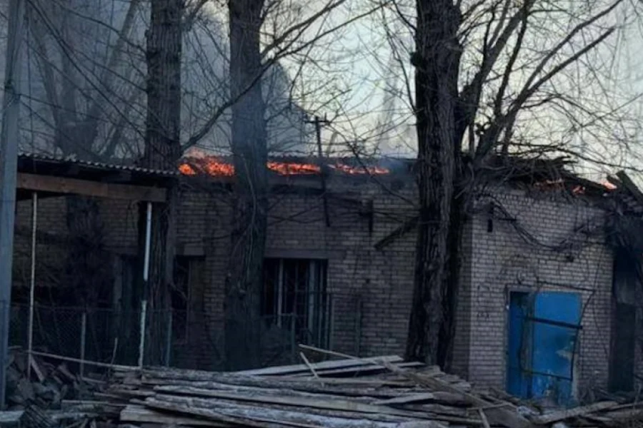 Οι Ρώσοι χτύπησαν κατοικημένη περιοχή στο Ντονέτσκ με κατευθυνόμενη βόμβα, νεκρές μια γυναίκα κι ένα 12χρονο παιδί