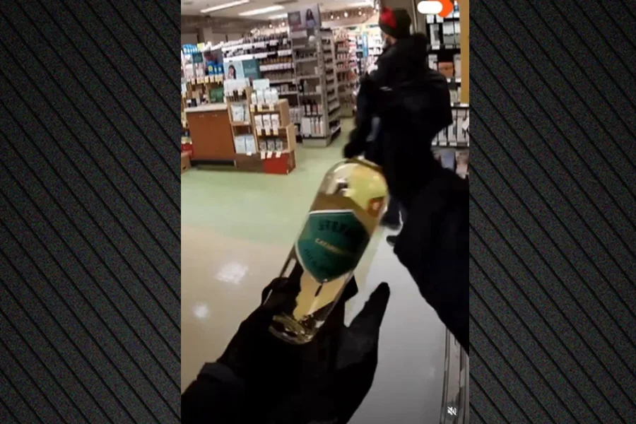 Καναδάς: «Ρομπέν των Δασών» έκλεψαν σούπερ μάρκετ και μοίρασαν τα τρόφιμα, σε ένδειξη διαμαρτυρίας για τον πληθωρισμό