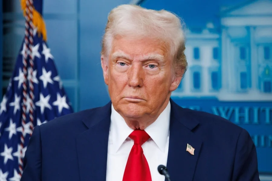 Ο Τραμπ επιβάλλει οριζόντιο παγκόσμιο δασμό 10%, μετά την απόφαση του Ανώτατου Δικαστηρίου