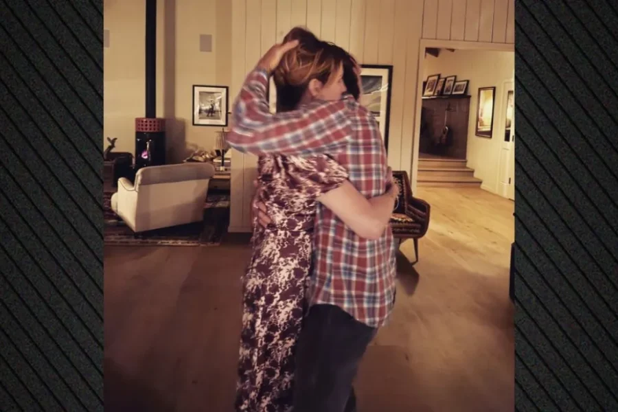 Η τρυφερή αγκαλιά της Τζούλια Ρόμπερτς με τον σύζυγό της: Ο αγαπημένος μου άνθρωπος