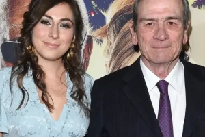 Τόμι Λι Τζόουνς: Αποκαλύφθηκε από τι πέθανε η κόρη του