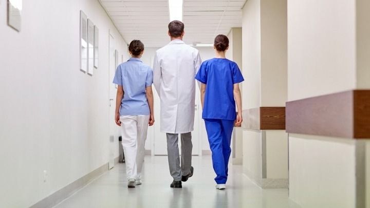 Τρεις στους πέντε εργαζόμενους αντιμετωπίζουν μυοσκελετικά προβλήματα