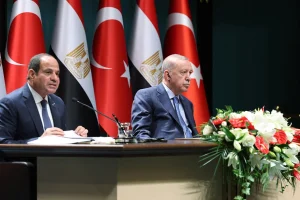 Συμφωνία Τουρκίας – Αιγύπτου για εξοπλισμούς ύψους 350 εκατ. δολαρίων