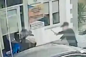 «Ήμουν νευριασμένος, τον χτύπησα με το γκλοπ και μετά με τα χέρια» λέει ο 25χρονος που επιτέθηκε στον κουρέα στην Πύλο