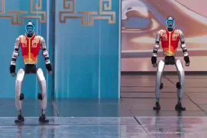 Εντυπωσιακό σόου στο gala της κινεζικής πρωτοχρονιάς, ανθρωποειδή ρομπότ χορεύουν και κάνουν… κουνγκ φου – Δείτε βίντεο