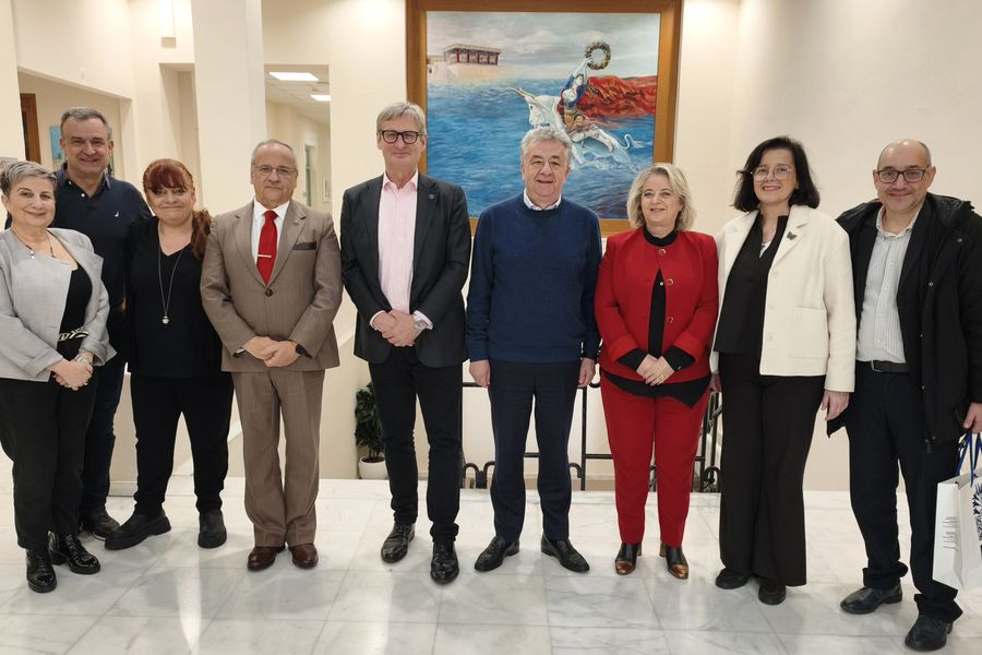 Το νέο «Πράσινο» Σχολείο στο επίκεντρο της συνάντησης του Περιφερειάρχη Κρήτης με τον Γενικό Γραμματέα των Ευρωπαϊκών Σχολείων