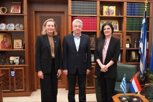 Η Πρέσβης της Ολλανδίας επισκέφθηκε τον Περιφερειάρχη Κρήτης