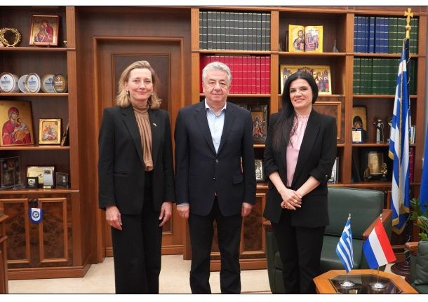 Η Πρέσβης της Ολλανδίας επισκέφθηκε τον Περιφερειάρχη Κρήτης