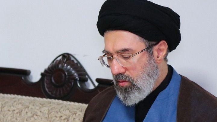 Μοτζτάμπα Χαμενεΐ: Η Κίνα κάνει λόγο για εσωτερική υπόθεση της Τεχεράνης