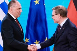 “Επιβεβαίωση της συμπόρευσης Ελλάδας – Γερμανίας” σε κρίσιμα ζητήματα στη συνάντηση του Έλληνα ΥΠΕΞ  με τον Γερμανό ομόλογό του