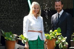 Πριγκίπισσα της Νορβηγίας Μέτε-Μάριτ για τον Έπστιν: «Χειραγωγήθηκα και εξαπατήθηκα»