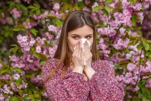 Οι ανοιξιάτικες αλλεργίες είναι ήδη εδώ – Πώς να προλάβετε τα συμπτώματα