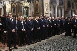 Παρουσία του Κυρ. Μητσοτάκη και Κων. Τασούλα η δοξολογία για την Εθνική Επέτειο της 25ης Μαρτίου στον Ι. Μητροπολιτικό Ναό Αθηνών