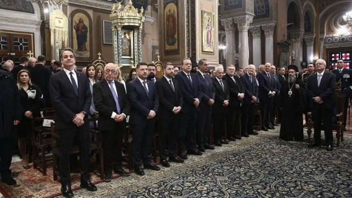 Παρουσία του Κυρ. Μητσοτάκη και Κων. Τασούλα η δοξολογία για την Εθνική Επέτειο της 25ης Μαρτίου στον Ι. Μητροπολιτικό Ναό Αθηνών