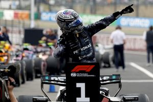 Φόρμουλα Ένα: Ο Κίμι Αντονέλι θριάμβευσε και στη Σουζούκα