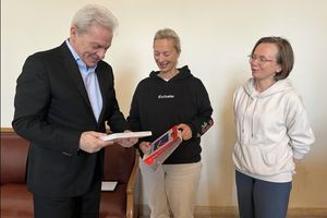 Μαθητές και εκπαιδευτικούς από την Πολωνία και την Ιταλία υποδέχθηκε ο Δήμαρχος Ηρακλείου στη Λότζια