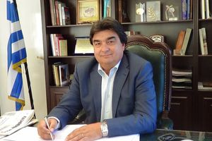 Ο Ευάγγελος Γιαννακούρας θα ορκιστεί ως βουλευτής του ΠΑΣΟΚ – Σύγχυση με τη διαγραφή του το 2023