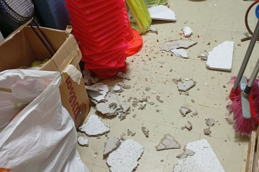 Πτώση σοβάδων στο παράρτημα του Δημοτικού Σχολείου Γουρνών