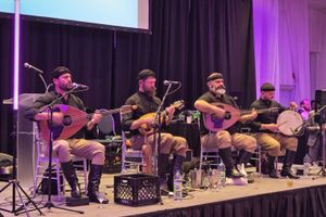 Τα ‘σπασε ο Αντώνης Μαρτσάκης! Γλέντι μέχρι πρωίας για τους απόδημους Κρήτες του Μόντρεαλ