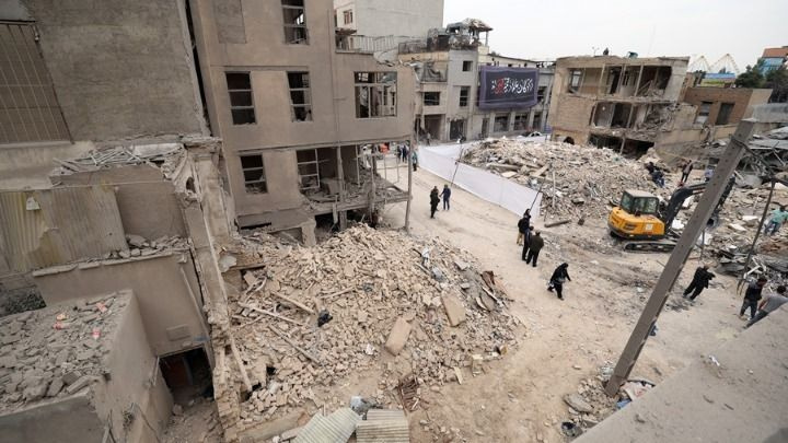 Βομβαρδισμοί του Ισραήλ στην Τεχεράνη και στον Λίβανο τα ξημερώματα