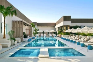 «Χάνεται το Πάσχα» λένε οι φορείς του τουρισμού, αλλά παραμένουν ψύχραιμοι