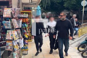 (ΦΩΤΟ & ΒΙΝΤΕΟ): Στον εισαγγελέα οι μαθητές για τον εκρηκτικό μηχανισμό που «έσκασε» στο σχολείο