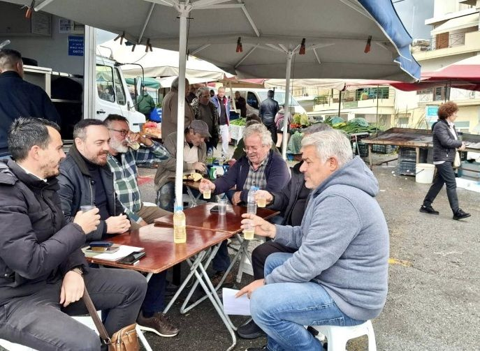 Φραγκίσκος Παρασύρης: «Επικοινωνιακά πυροτεχνήματα» του Υπουργείου Ανάπτυξης για τις Λαϊκές Αγορές»