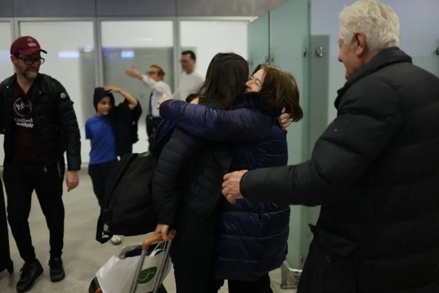 Συνεχίζεται ο επαναπατρισμός Ελλήνων από τη Μέση Ανατολή