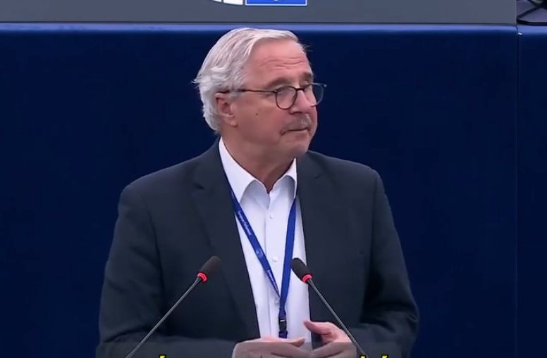 Γιάννης Μανιάτης: «Στηρίζουμε τα 14.500.000 εργαζομένων στις κατασκευές, μέσω της Ευρωπαϊκής Βιομηχανίας Τσιμέντου»