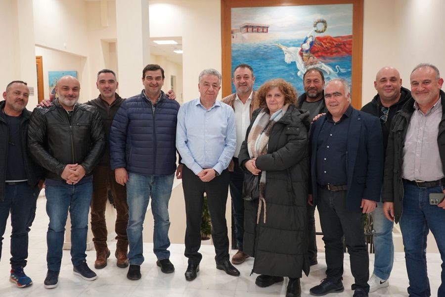 Συνάντηση του Προεδρείου του ΕΚΗ με τον Περιφερειάρχη Κρήτης