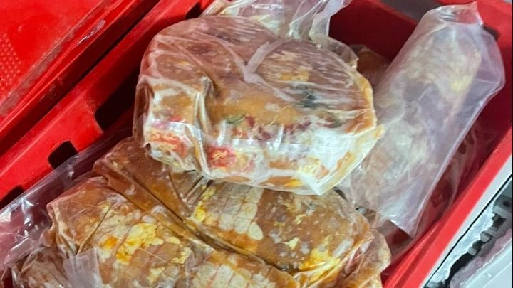 Κατάσχεση 3,5 τόνων ακατάλληλων κρεάτων στον Πειραιά