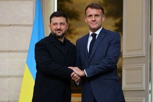 Συνάντηση Ζελένσκι – Μακρόν αύριο στο Παρίσι – Ρώσος απεσταλμένος: “Εποικοδομητική η συνάντηση” με τους Αμερικανούς διαπραγματευτές