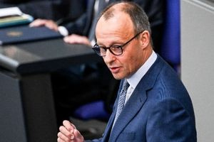 Μερτς: «Ανεντιμότητα» το βέτο Όρμπαν για το δάνειο 90 δισ. ευρώ της ΕΕ στην Ουκρανία