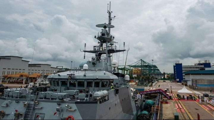 Το Λονδίνο σχεδιάζει να στείλει πολεμικό πλοίο στην Κύπρο