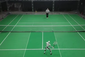 Ανθρωποειδές ρομπότ νέας γενιάς παίζει τένις με ακρίβεια 96%