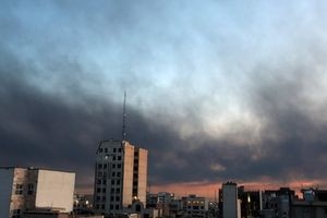 Το Ισραήλ συνεχίζει τους βομβαρδισμούς στο Ιράν