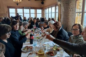 Με χαμόγελα, καλή διάθεση και μεγάλη συμμετοχή πραγματοποιήθηκε η πρώτη εκδρομή του ΚΑΠΗ Αρκαλοχωρίου στο Ρέθυμνο