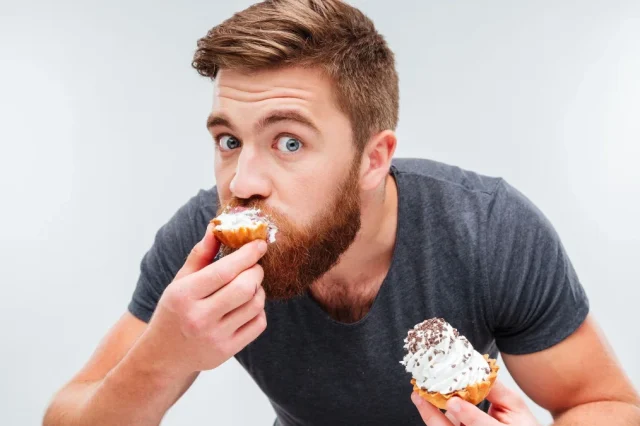 Ποια σοβαρή νόσος συνδέεται με την λαχτάρα “για κάτι γλυκό”