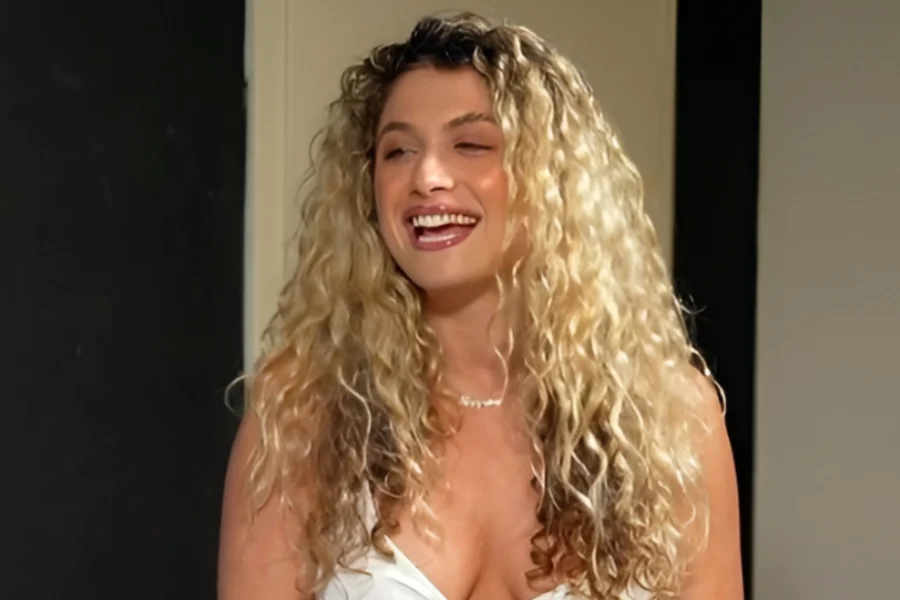 Antigoni Buxton: Λατρεύω τη Σακίρα, χαίρομαι όταν μου λένε ότι μοιάζουμε