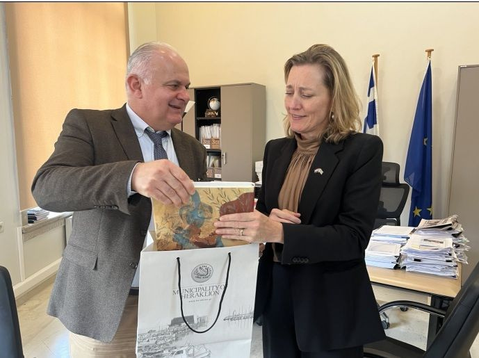 Επίσκεψη της Πρέσβεως του Βασιλείου της Ολλανδίας στην Ελλάδα στο Δήμο Ηρακλείου