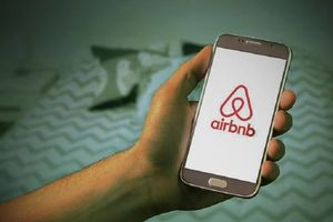 Σαρωτικός έλεγχος στα Airbnb: Η εφορία ανοίγει τα στοιχεία από τις πλατφόρμες