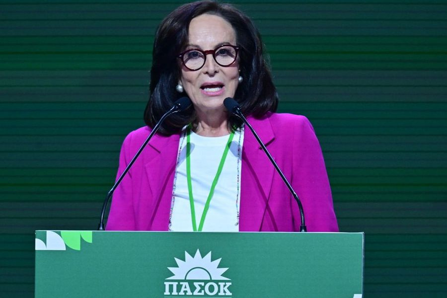 Διαμαντοπούλου: Δεν δικαιούμαστε να ασχολούμαστε με συντροφικά μπαζούκας και να δημιουργούμε προσωπικά αφηγήματα