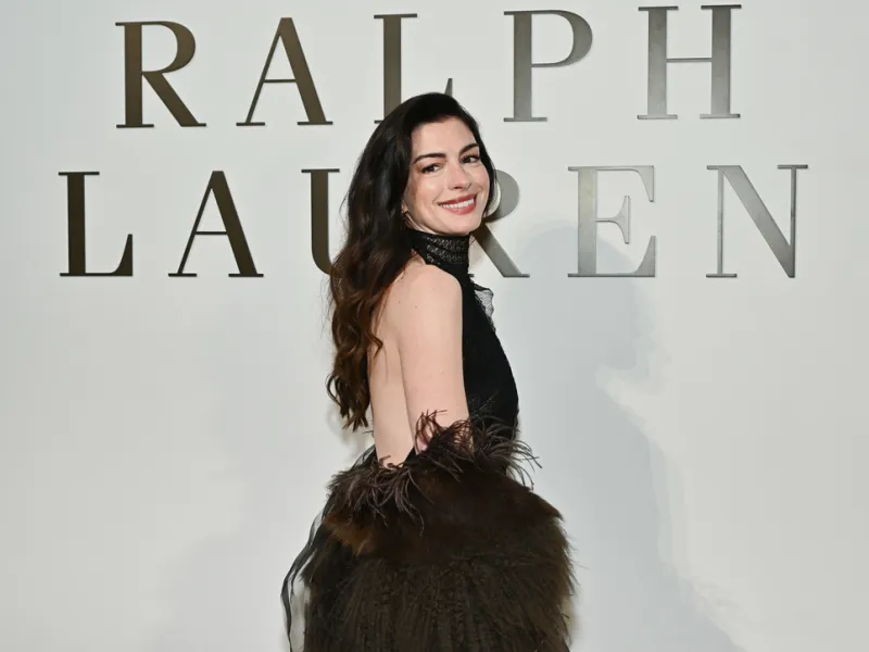 Όσκαρ 2026: Αν Χάθαγουεϊ και Γκουίνεθ Πάλτροου στη λίστα των παρουσιαστών