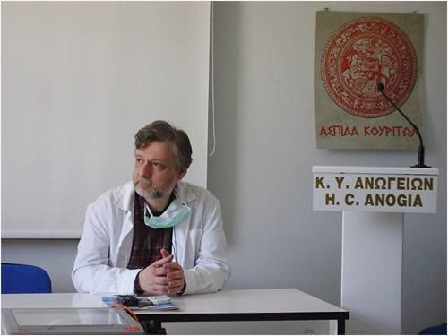 Ο τελευταίος αποχαιρετισμός στον εξαίρετο γιατρό που αγάπησαν τα Ανώγεια – Ο πρόωρος χαμός του Νίκου Αντωνάκη